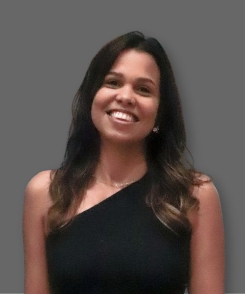 Karollina Lacerda, Gerente de Contratos